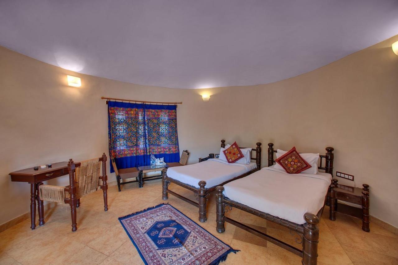 Отель The Royal Safari Camps Bajana Экстерьер фото